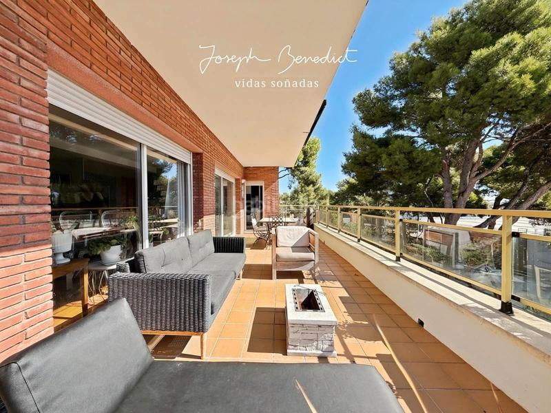 Foto b585dfa8-946b-4903-87a4-c723cdb11757. Maison avec chauffage parking piscine dans Can Roca Castelldefels