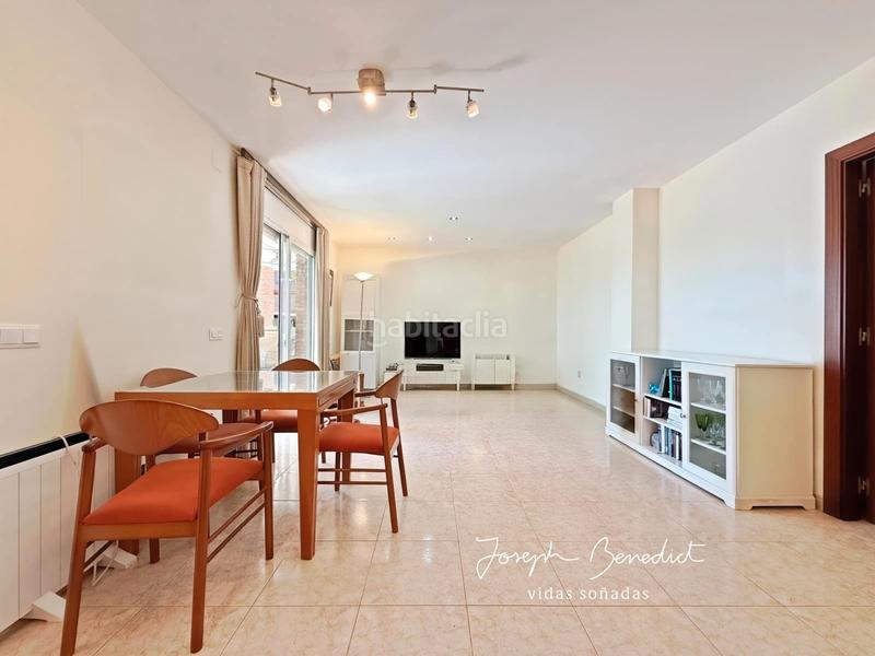 Foto fe0e7dcf-49e7-4a48-a843-804032dd2f38. Maison avec chauffage parking piscine dans Can Roca Castelldefels