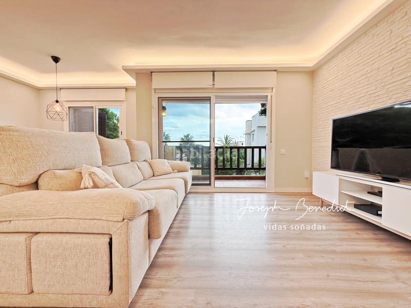 Foto ad804bab-fce3-4290-bb78-aa420838e8ba. Location attique avec chauffage parking piscine dans Castelldefels