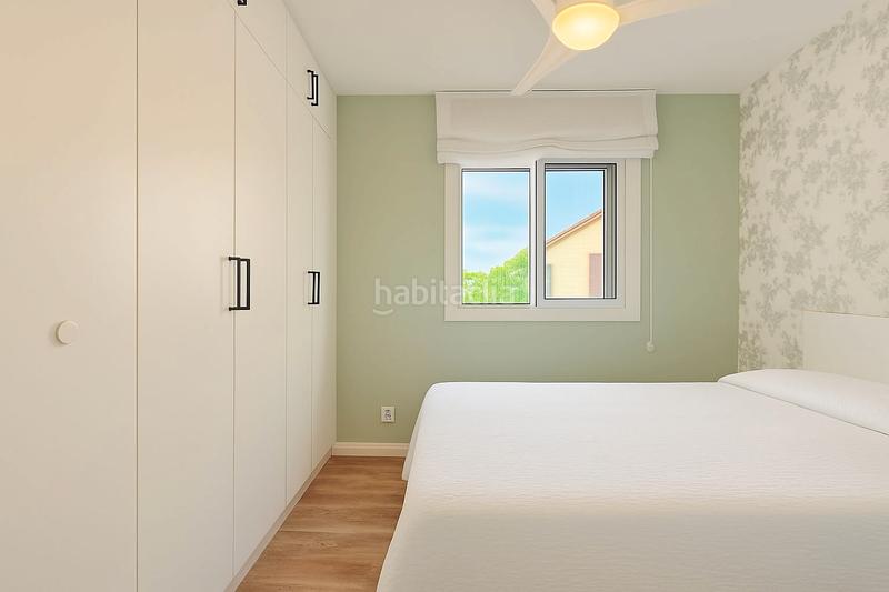 Foto 6cd06c40-3eaa-4703-9cbc-067979cbf6b1. Miete dachwohnung mit heizung parking pool in La Pineda Castelldefels