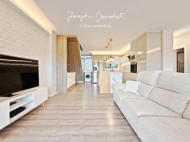 Foto a2bd2497-e270-4c2f-bd01-0a5717529cfb. Miete dachwohnung mit heizung parking pool in La Pineda Castelldefels