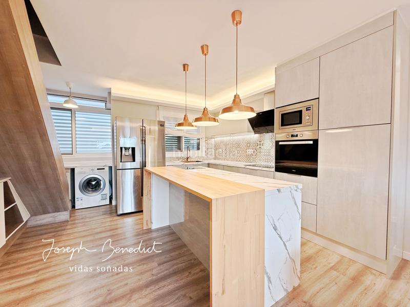 Foto 43b0f36c-b31e-4cbb-b650-3863780ea95d. Rent penthouse with heating parking pool in La Pineda Castelldefels