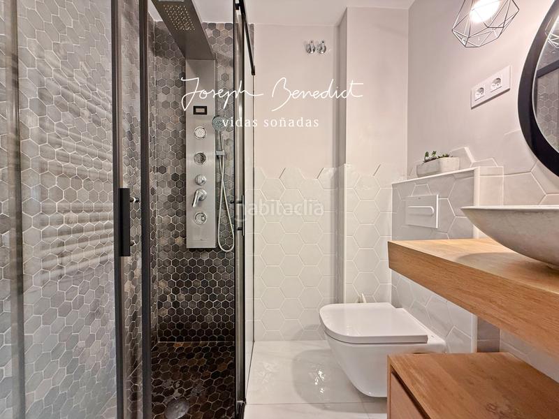 Foto ae905aed-b967-4e5c-9c35-1aab7f90fe95. Rent penthouse with heating parking pool in La Pineda Castelldefels