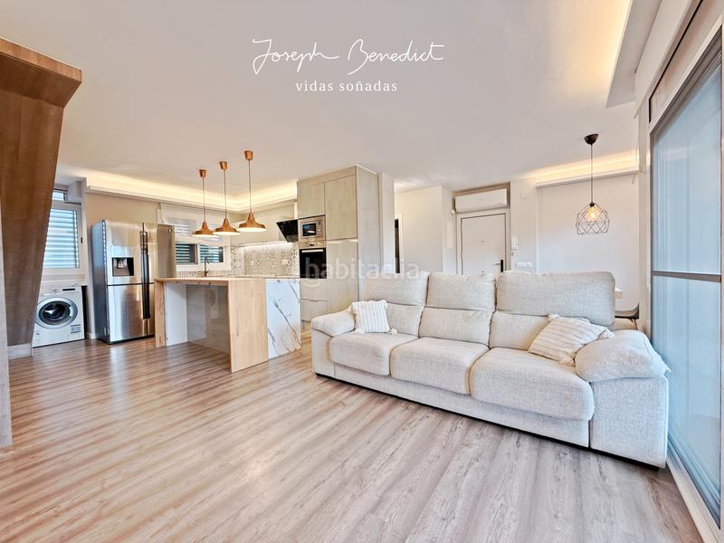 Foto b9e28ec9-47a3-4333-8223-bdc438d34592. Rent penthouse with heating parking pool in La Pineda Castelldefels