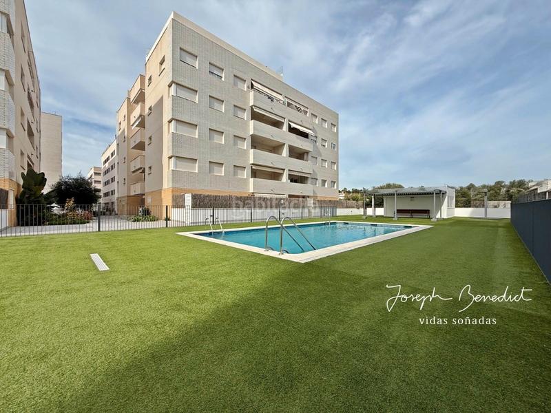 Foto 6d2e41db-1910-459c-a4a0-58193eaa73ab. Pis amb calefacció aparcament piscina a Calafell platja Calafell