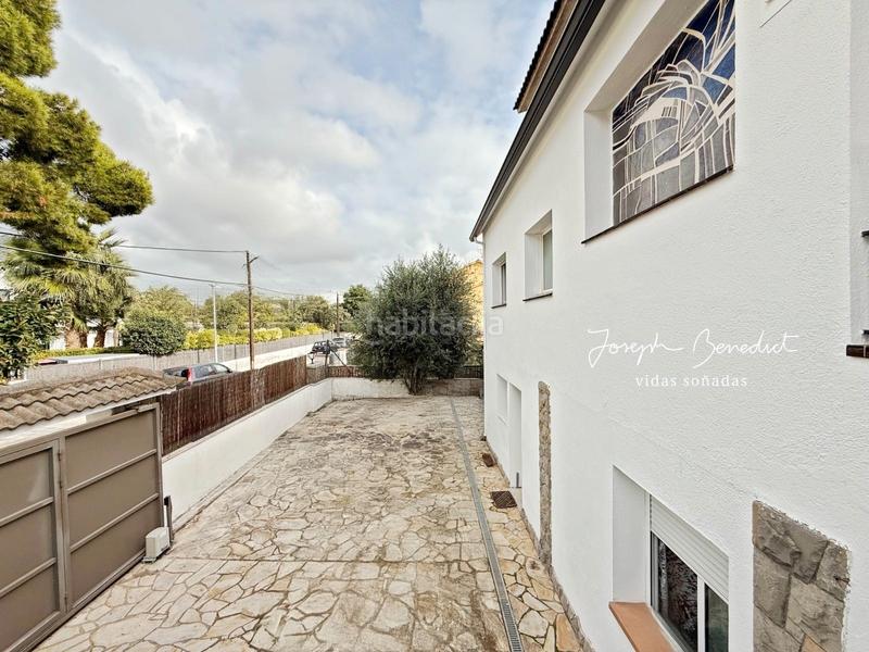 Foto 40183d8b-3b4b-4d44-abca-f6cb649f7815. House with fireplace heating parking pool in Montmar Castelldefels