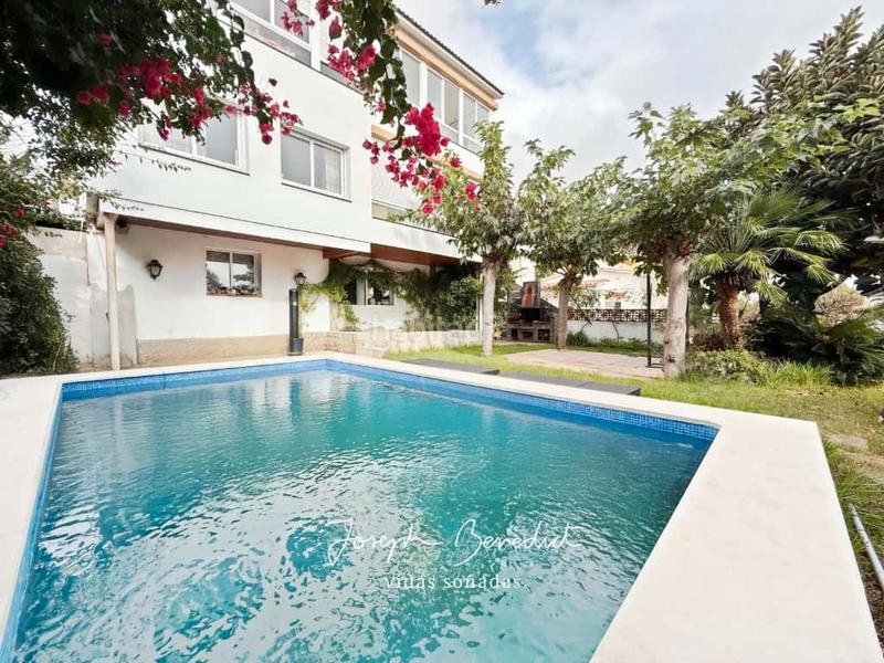 Foto 72c04d0d-3531-4976-adba-ce380ea45414. House with fireplace heating parking pool in Montmar Castelldefels