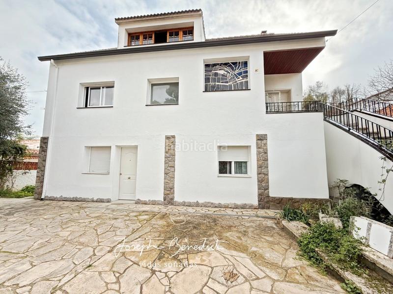Foto a65ebce6-70fd-433f-abeb-0f48a21481e6. House with fireplace heating parking pool in Montmar Castelldefels