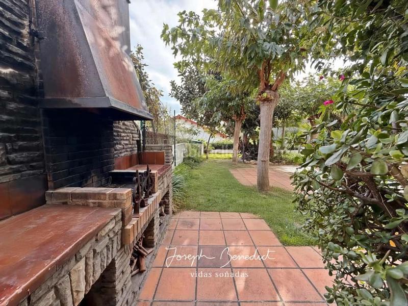 Foto b0003304-aa32-4bb7-a0f2-7b5851889d21. House with fireplace heating parking pool in Montmar Castelldefels