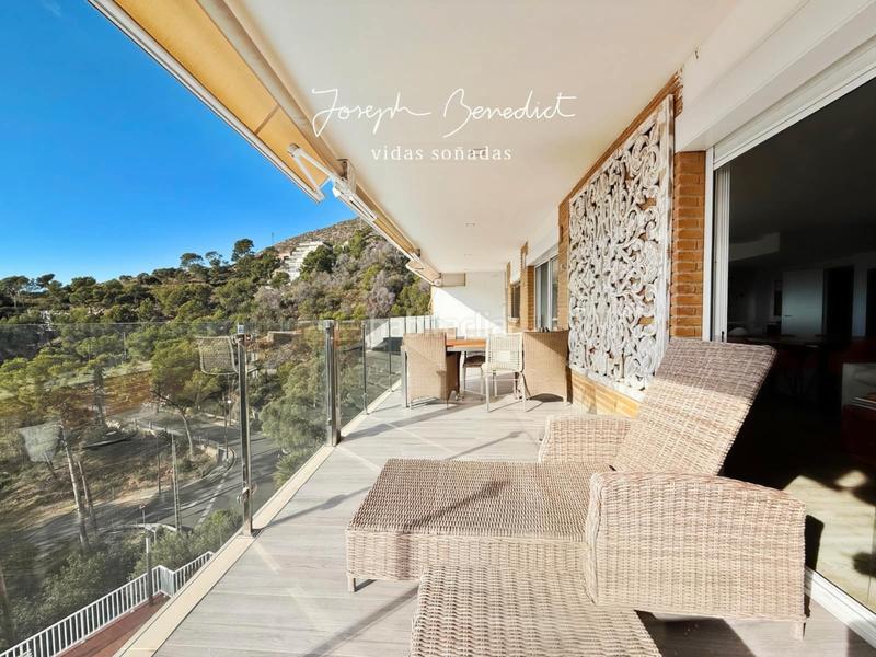 Foto 57934741-d695-4f96-b5aa-06dbb2e48974. Flat with heating parking pool in Bellamar Castelldefels