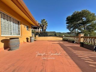 Casa a Begues. La casa de la llum