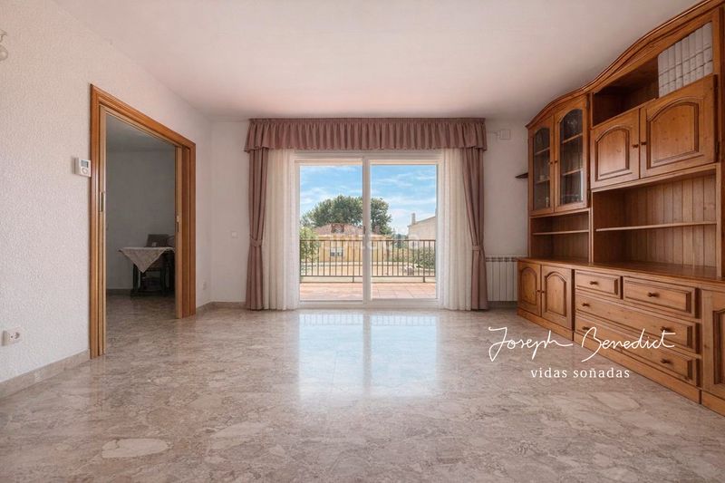 Foto 1a00c3d0-dab0-4394-8fce-ae2f31987e93. Casa sanssouci-haus en Segur de Calafell nucli urbà Segur de Calafell