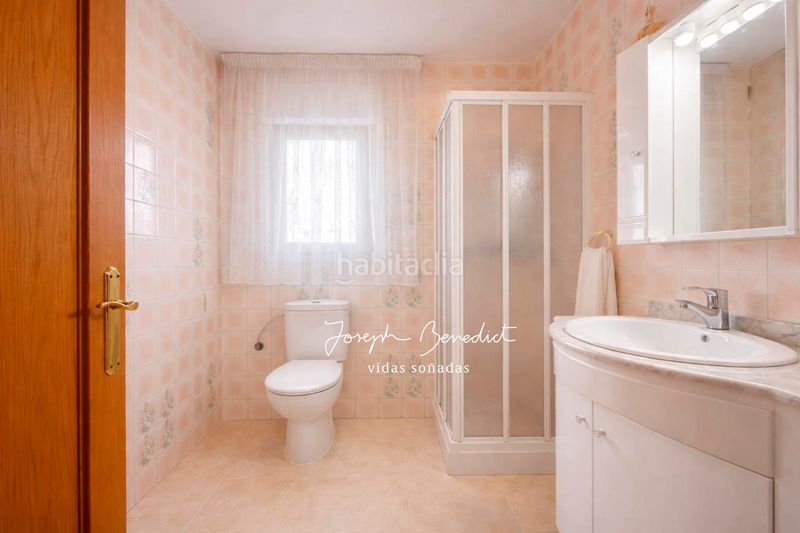 Foto 42b99385-81f9-4655-9acb-ec0d3922d844. Casa sanssouci-haus en Segur de Calafell nucli urbà Segur de Calafell