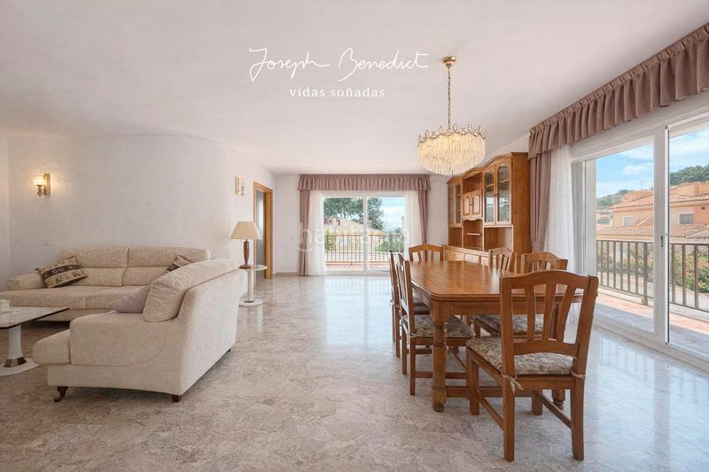 Foto 860c66b7-8ba1-457a-aebb-35c904a5a46e. Casa sanssouci-haus en Segur de Calafell nucli urbà Segur de Calafell