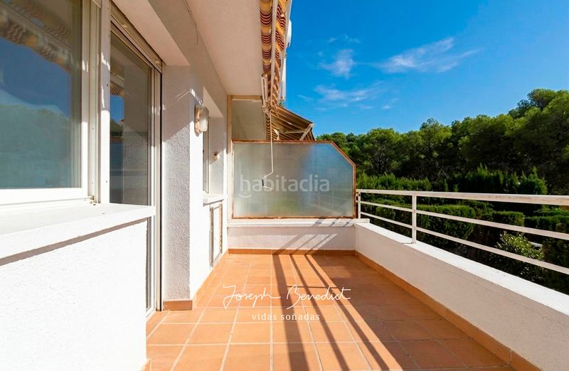 Foto a8470fc9-ee9c-4c8b-b2a4-89ae035f3c61. Casa amb xemeneia calefacció aparcament a El Poal Castelldefels