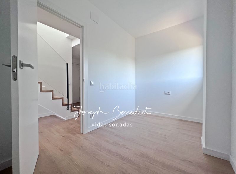 Foto 3b96f68c-bd3d-4bcc-8763-358df05c9b50. Ático en autovia de castelldefels 137 ático arenas de eliette en Gavà