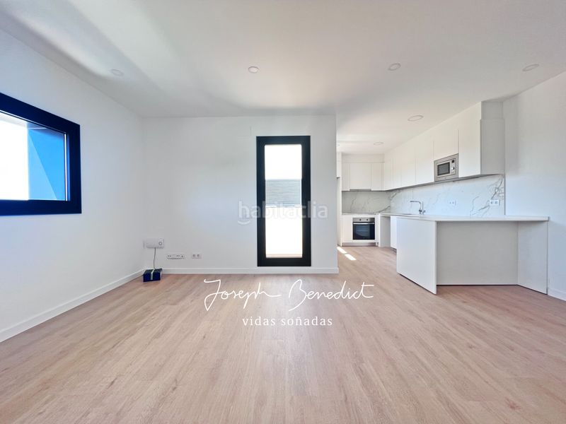 Foto 9ff0af52-8085-46a7-831d-d92289a50dc0. Ático en autovia de castelldefels 137 ático arenas de eliette en Gavà