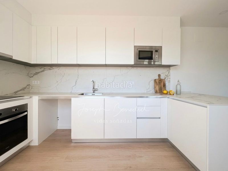 Foto b5738d70-f06f-4cf1-8e9c-09cdcdfdcf45. Ático en autovia de castelldefels 137 ático arenas de eliette en Gavà