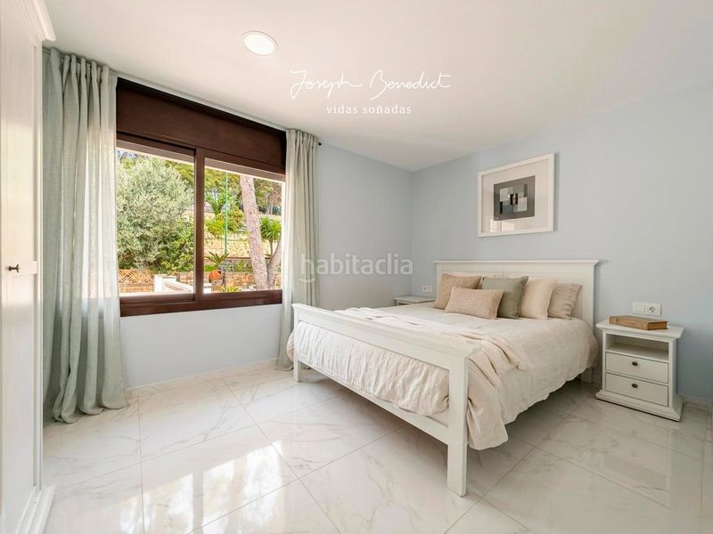 Foto 7a1743e9-f431-4d9b-b8dd-5cc799911afe. Casa amb xemeneia calefacció aparcament piscina a Castelldefels