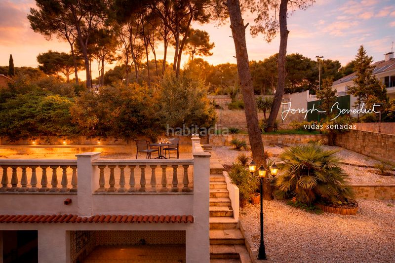 Foto 89c95c50-0852-4f69-b052-6b6c1cab2c03. Casa amb xemeneia calefacció aparcament piscina a Castelldefels