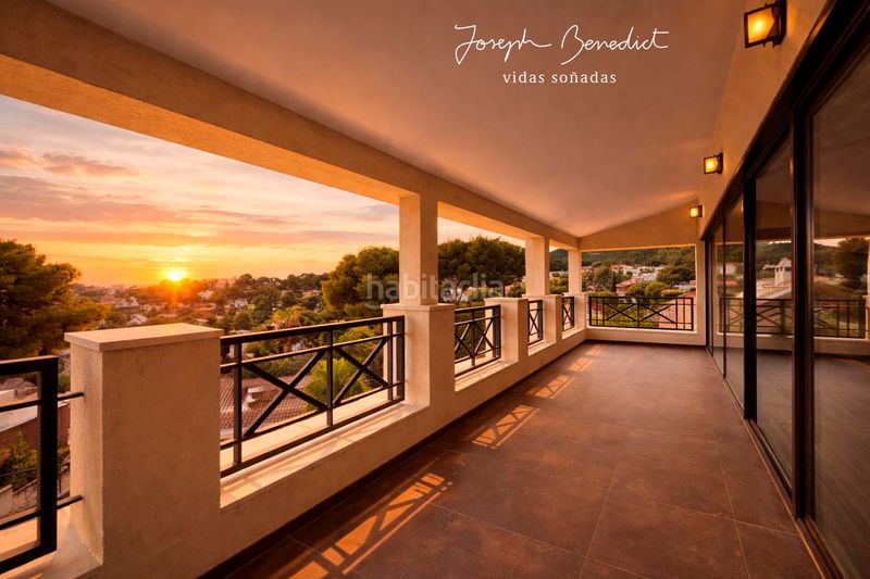 Foto c80f5981-e939-462e-9384-040169c8851d. Casa amb xemeneia calefacció aparcament piscina a Castelldefels