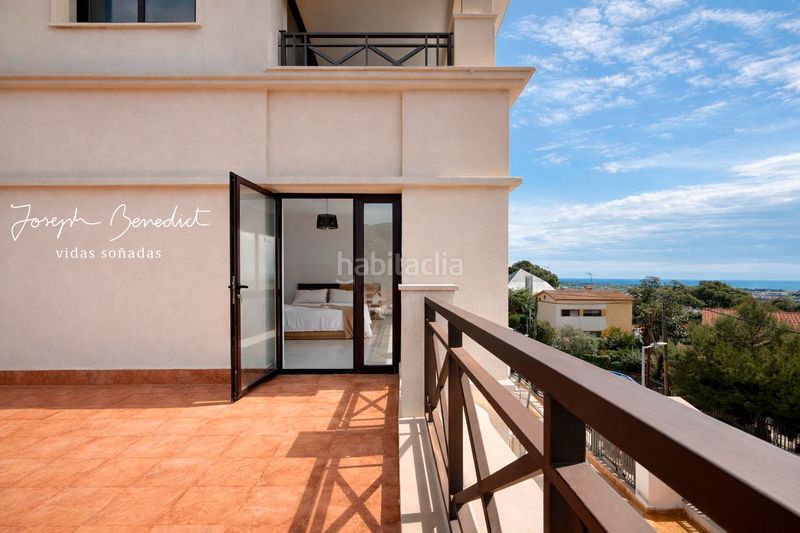 Foto cdebee70-5328-4ee6-b2b7-78a234567254. Casa amb xemeneia calefacció aparcament piscina a Castelldefels