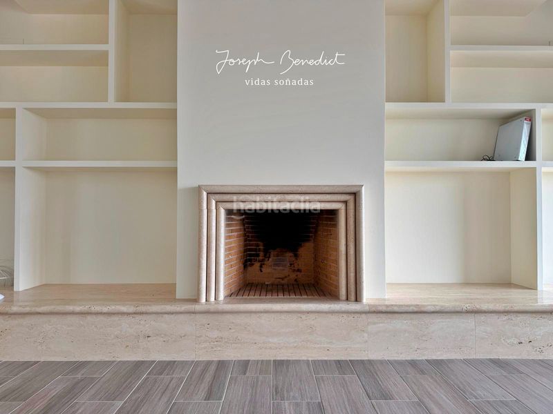 Foto cebb177d-bec4-4b93-a166-22e4b1895d99. Casa amb xemeneia calefacció aparcament piscina a Castelldefels