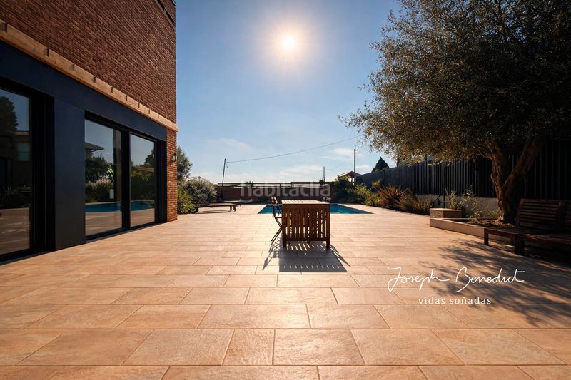 Foto 187d4964-752f-450d-be77-f216e8ef9b31. Casa amb calefacció piscina a Bruguers Gavà