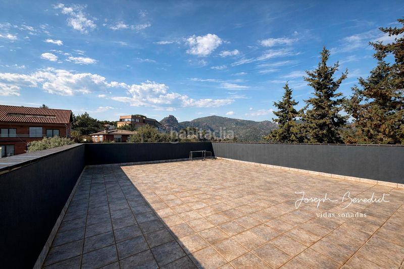 Foto 4bfe84fe-4c13-4708-9daa-9b0a7ef3f4e7. Casa amb calefacció piscina a Bruguers Gavà