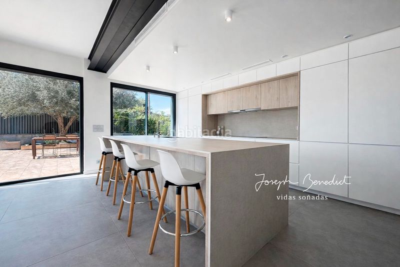 Foto 4c845741-fde1-4293-98cc-b5fe611ad353. Casa amb calefacció piscina a Bruguers Gavà