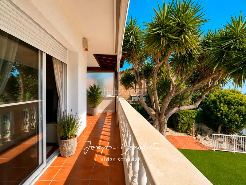 Foto 58a8a7cb-c759-410d-b30b-4c0ba568933f. Casa amb calefacció aparcament piscina a Can Roca Castelldefels