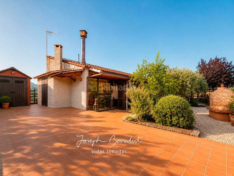 Foto de69dac5-a250-4808-afea-ed2c53da51d3. Casa amb xemeneia calefacció aparcament piscina a Torrelles de Llobregat
