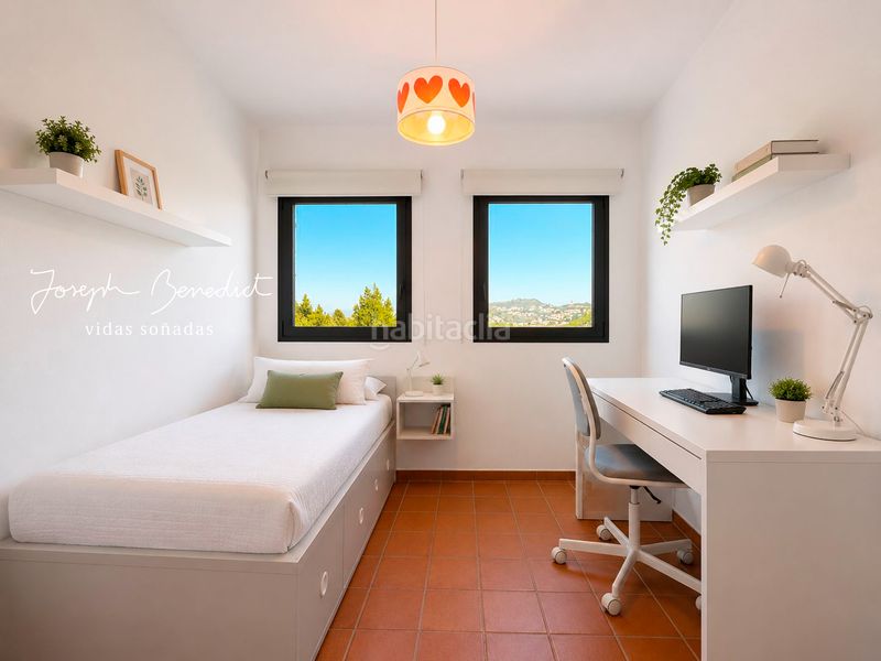 Foto fef21293-8b20-4a73-b765-2b309a2f31f9. Casa amb xemeneia calefacció aparcament piscina a Torrelles de Llobregat