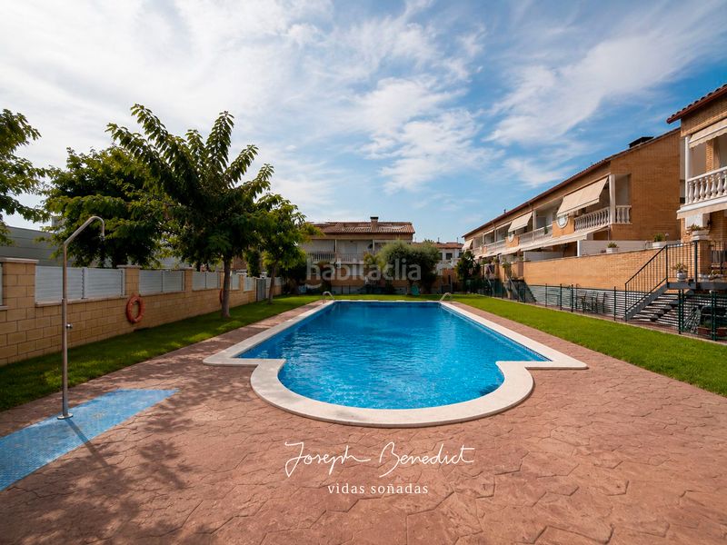 Foto 2bf1c565-a1c3-4032-b577-aab6dee26b25. Casa amb calefacció aparcament piscina a Cunit residencial Cunit
