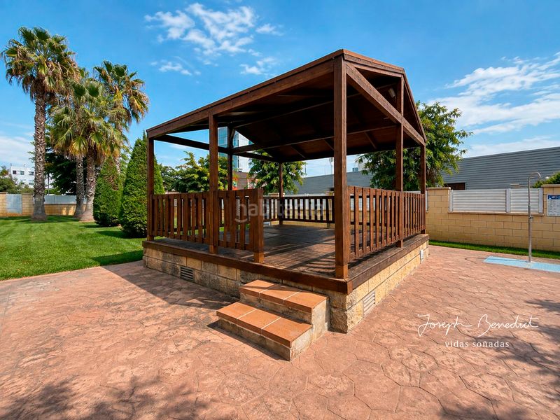Foto b0b529c2-d0eb-4203-b0cb-834ec32860ec. Casa amb calefacció aparcament piscina a Cunit residencial Cunit