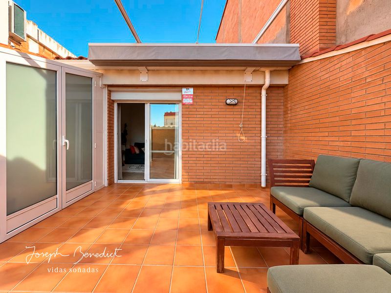 Foto ce0cf166-8747-4540-98ba-24670fa57495. Dachwohnung mit heizung parking in Centre Castelldefels