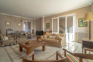 Chalet  Paseo colón. Villa de lujo en primera línea del mar menor