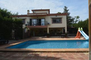 Xalet en Torres de Cotillas (Las). Chalet independiente en urbanizacin el coto