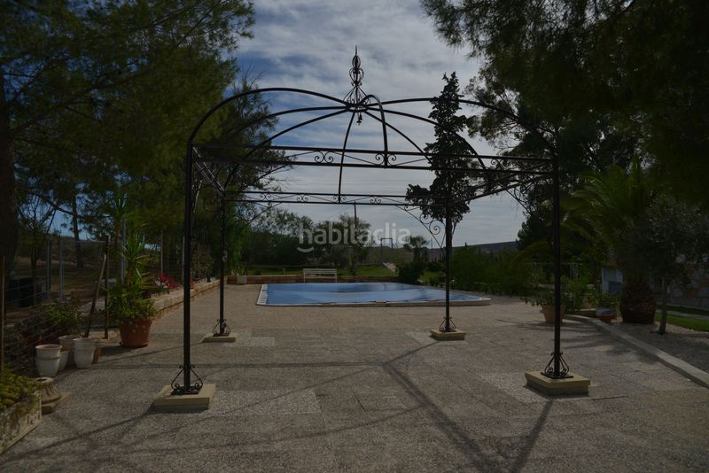 Foto c2b6e3c1-3059-480d-9559-403c1f07821d. Xalet amb xemeneia calefacció aparcament piscina a Mula