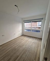 Apartament a Calle Mariano Padilla