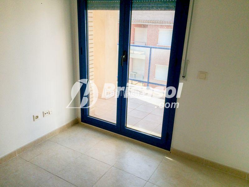 Foto ba3eb8f4-10a1-40cb-a8e1-bba16b34093c. Attico con parcheggio in Passeig Marítim Miami Platja