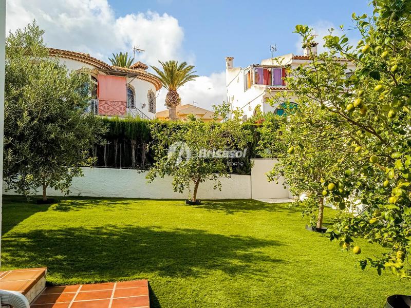 Foto b08705e5-11d7-4dc2-966b-e6dde34fa997. Casa en Pino Alto Miami Platja