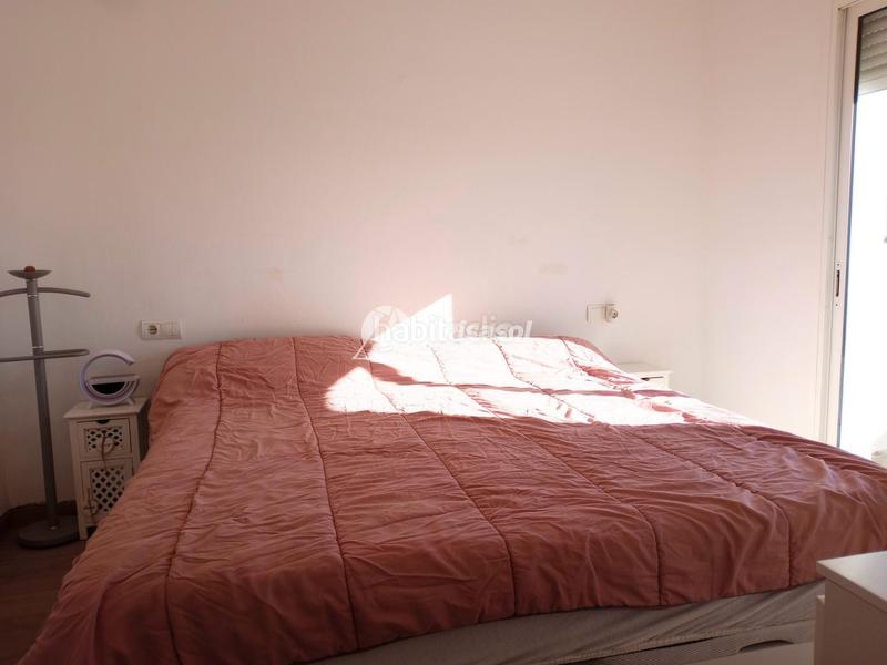 Foto e9bcbf07-328c-477d-9f1f-3367bc67398a. Maison jumelée avec chauffage piscine dans Centre Miami Platja