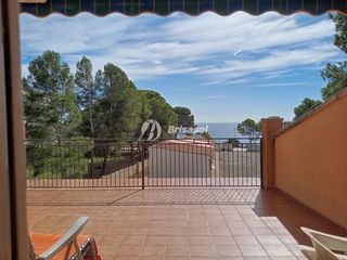 Apartament a Passeig Marítim. Apartamento con terraza espectacular en la zona de las calas en