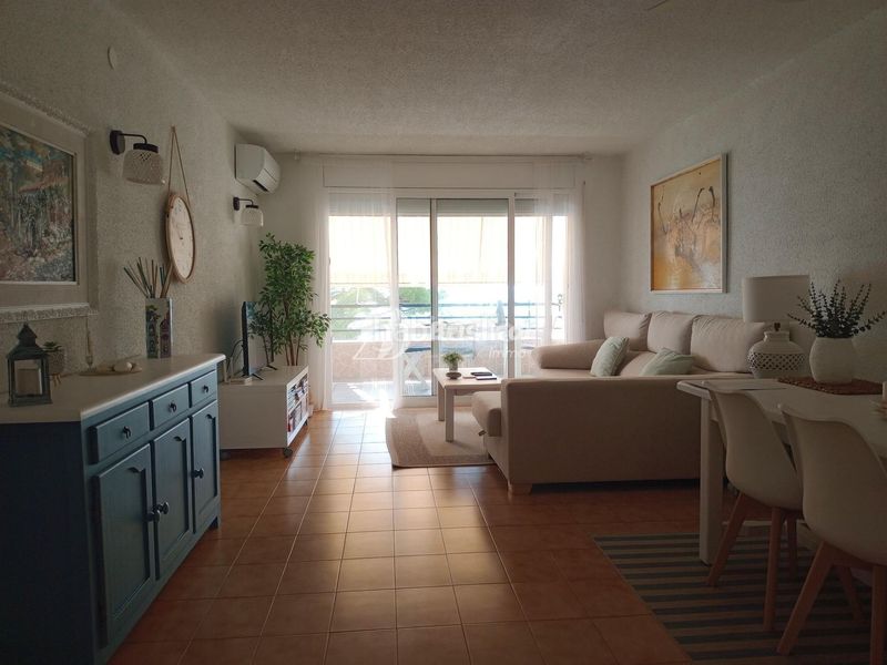 Foto 3fbf6dd0-369c-4950-8a3e-e1e5a585ee45. Apartamento exclusivo apartamento en primera línea de mar en la zona de las calas. en Miami Platja
