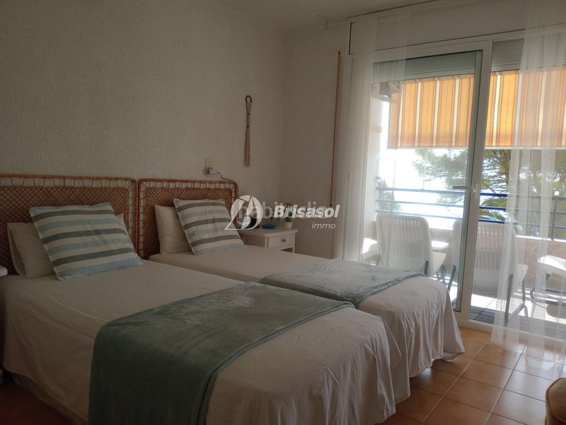 Foto cf8a4025-3de9-422c-83a2-8bdc805720d2. Apartamento exclusivo apartamento en primera línea de mar en la zona de las calas. en Miami Platja