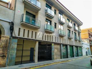 Business premise  Calle pau del protectorat. Tarragona  local de 105 m2 en alquiler o venta cerca del puerto