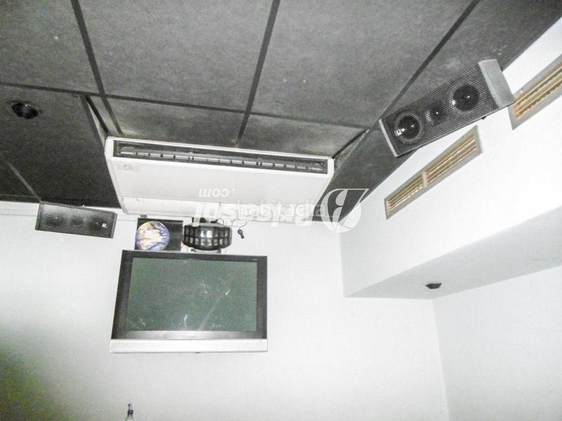 Foto f241828d-ef16-45e5-a3f5-0fcf88117780. Local commercial dans Barris Marítims Tarragona