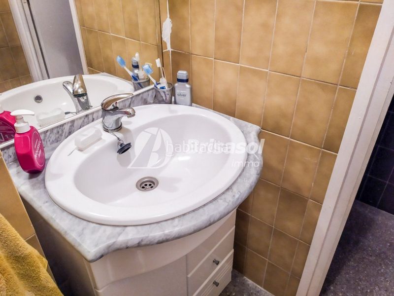 Foto 0787d783-d5c5-46ed-9380-4bb895025561. Local comercial a Nou Eixample Nord Tarragona