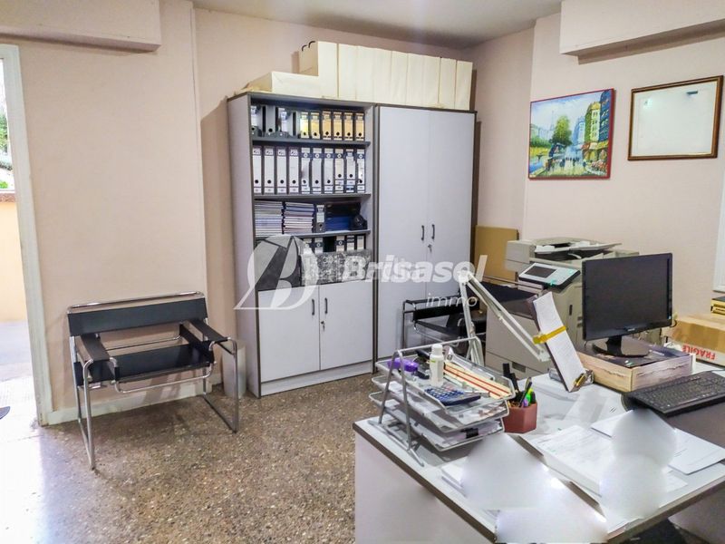Foto 36e8b7e3-3d21-4b44-bab0-fcbb5da4215a. Local comercial a Nou Eixample Nord Tarragona